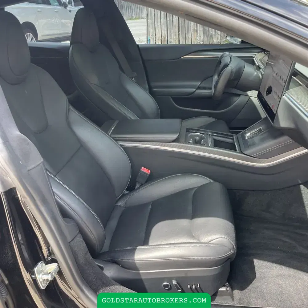 2021 Tesla Model S Plaid