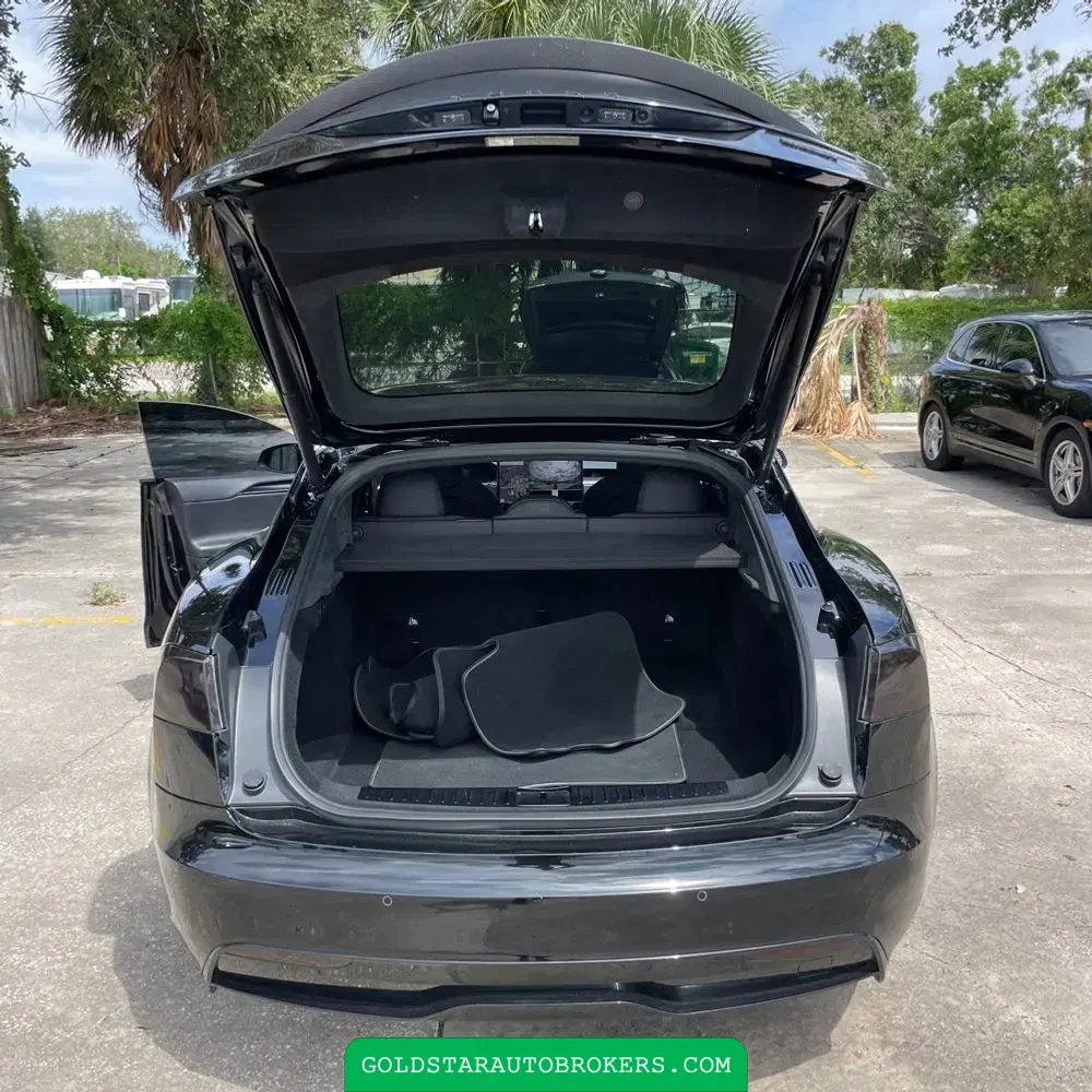 2021 Tesla Model S Plaid