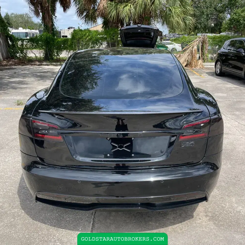2021 Tesla Model S Plaid