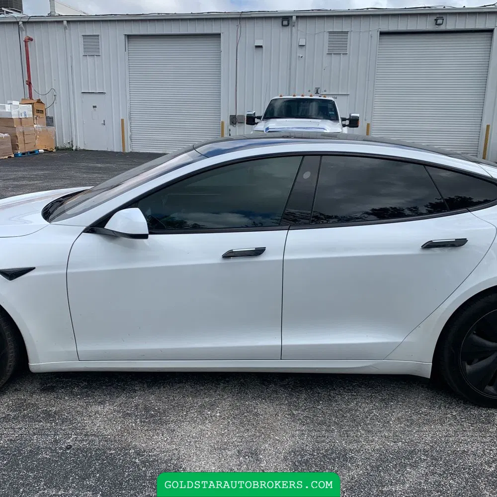 2021 Tesla Model S Plaid