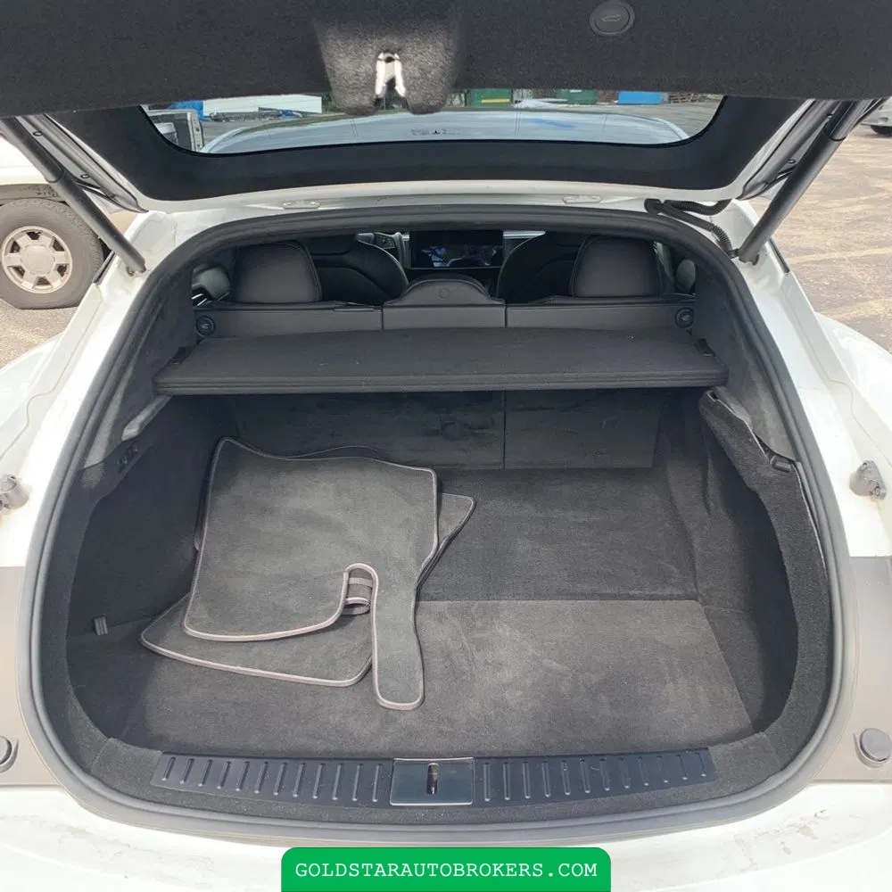 2021 Tesla Model S Plaid