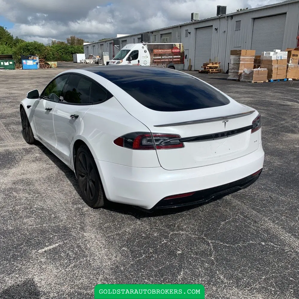 2021 Tesla Model S Plaid