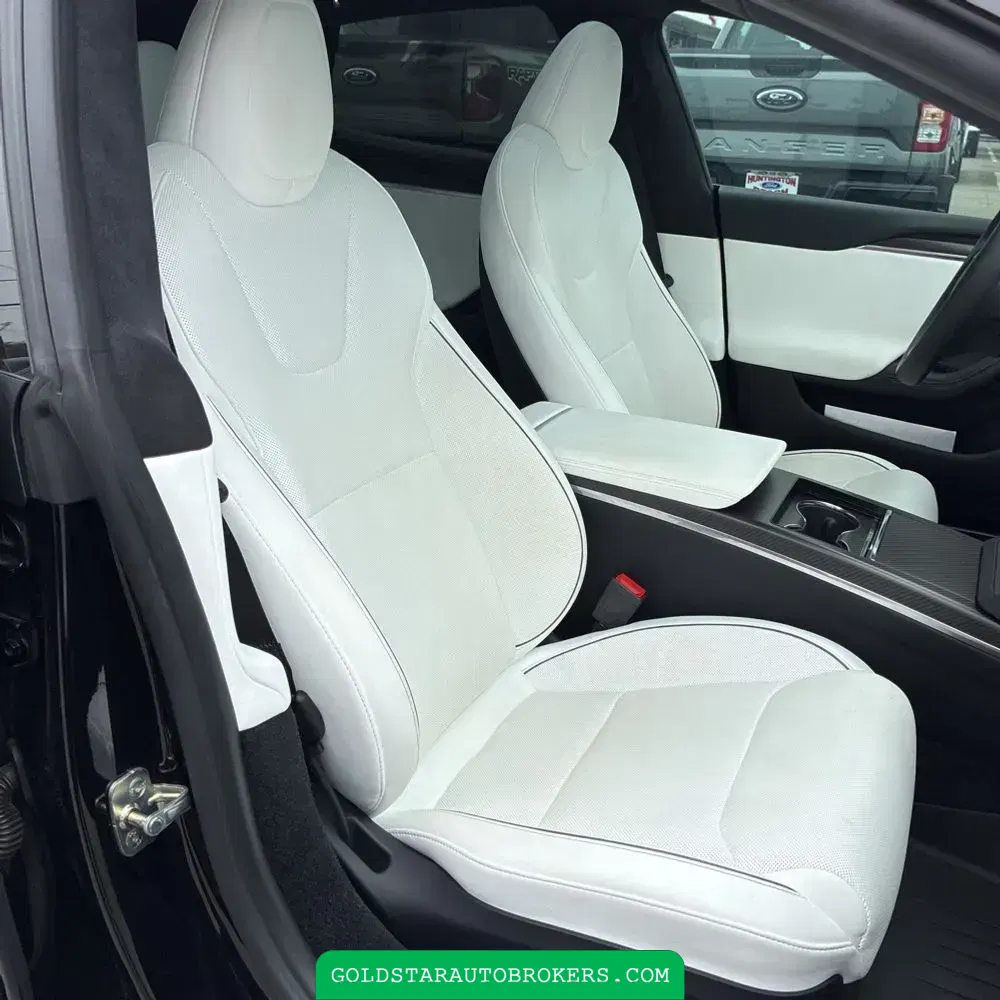 2023 Tesla Model S Plaid