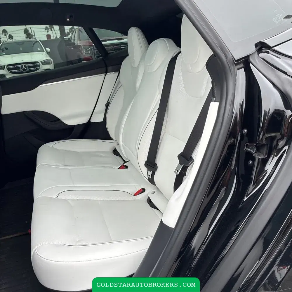 2023 Tesla Model S Plaid