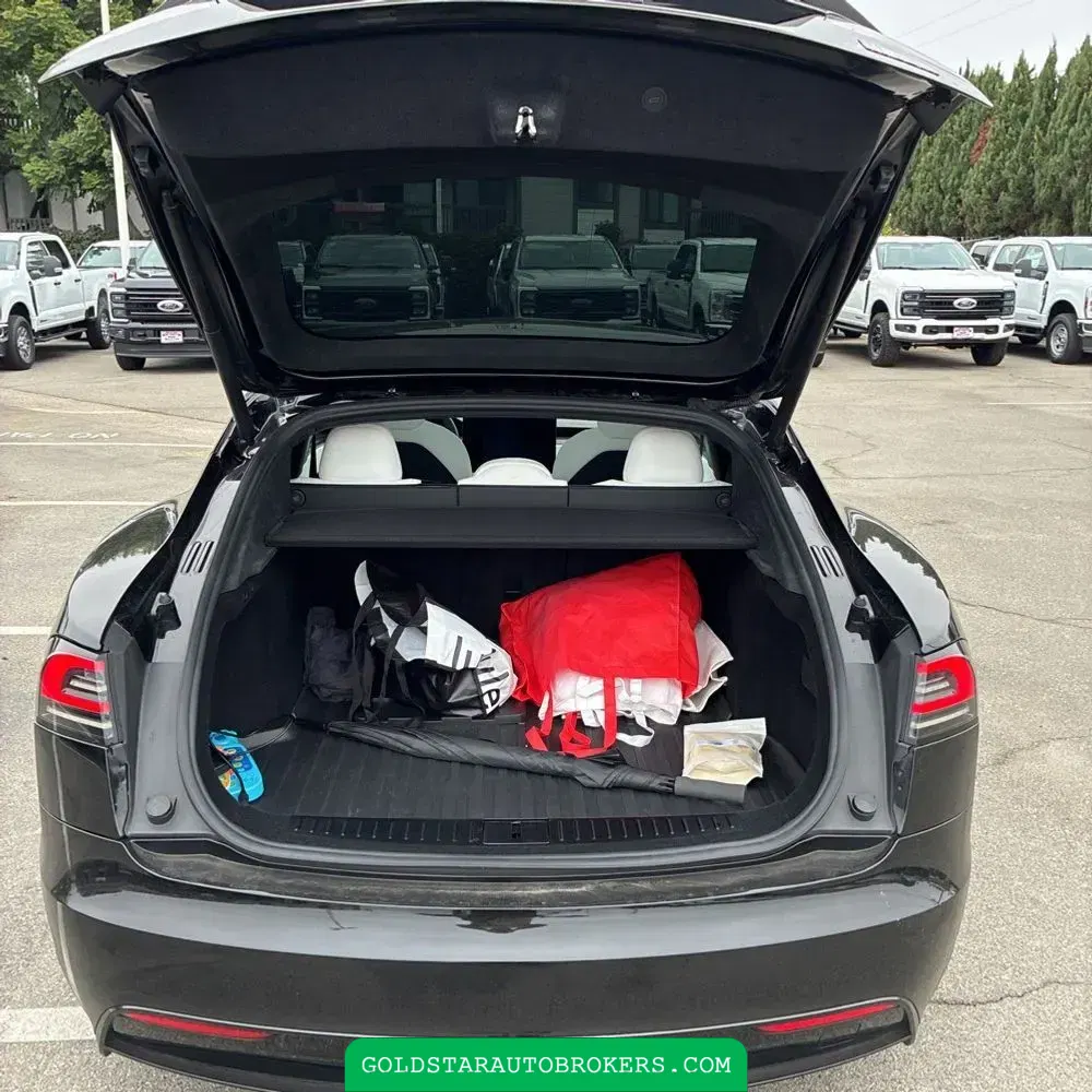 2023 Tesla Model S Plaid