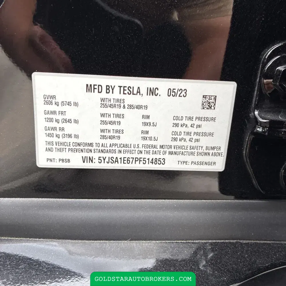 2023 Tesla Model S Plaid