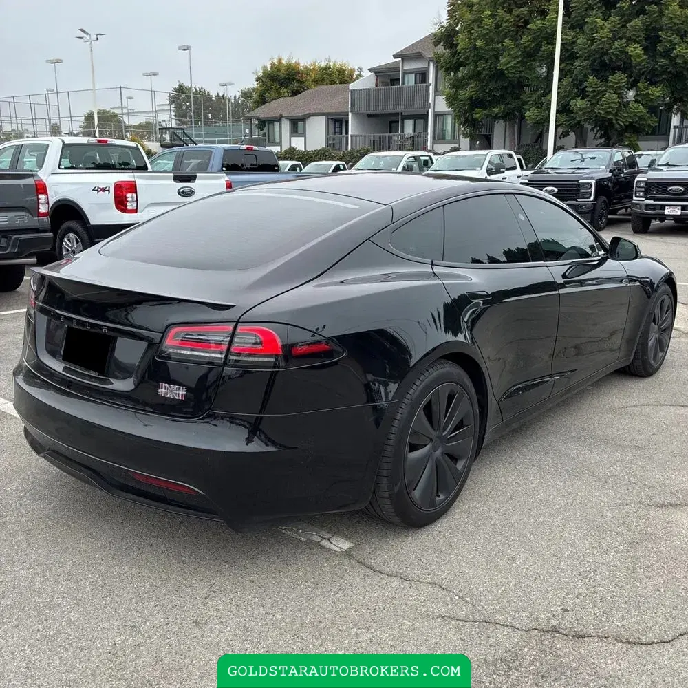 2023 Tesla Model S Plaid