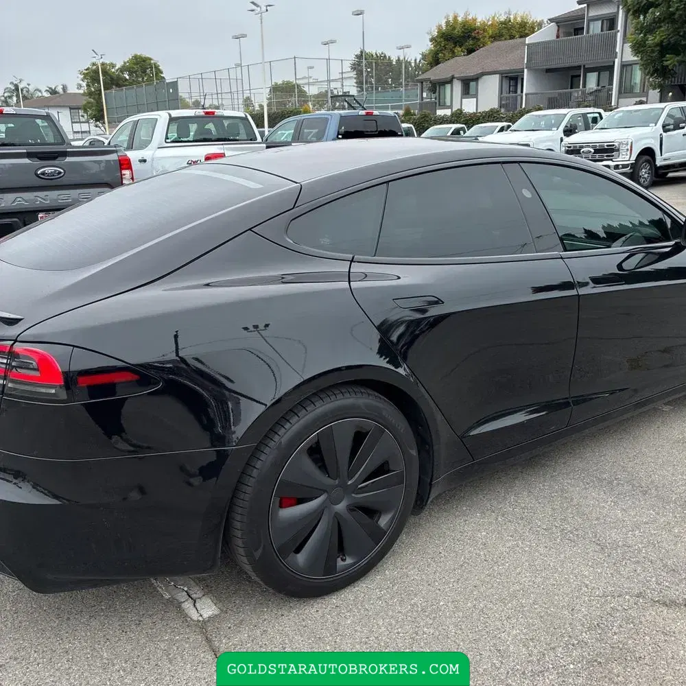 2023 Tesla Model S Plaid