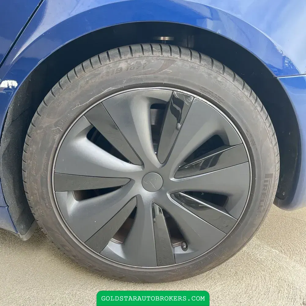 2021 Tesla Model S Plaid