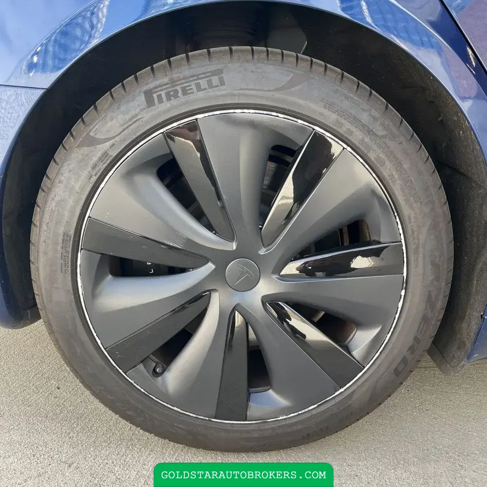 2021 Tesla Model S Plaid