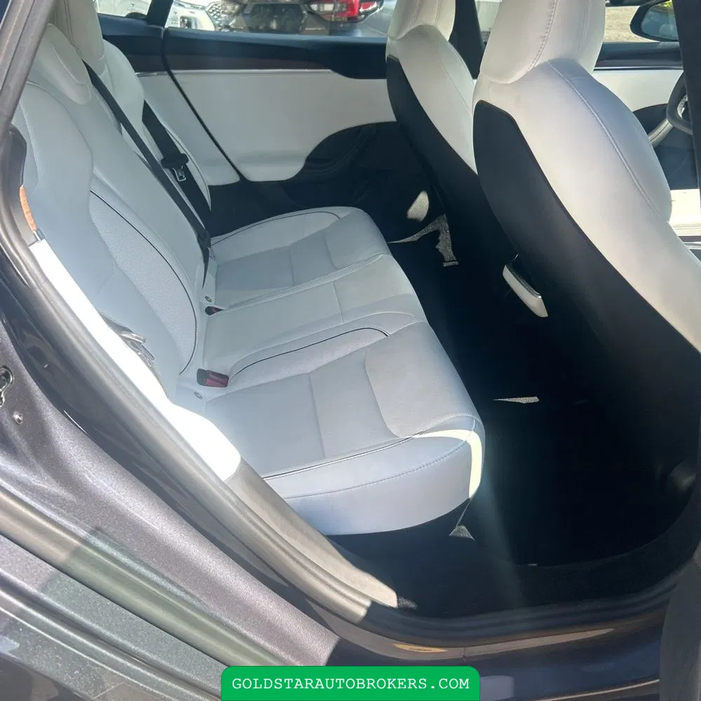 2021 Tesla Model S Plaid