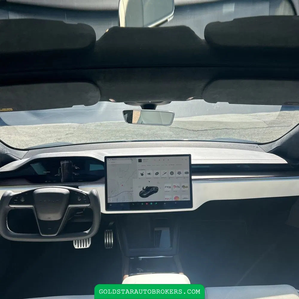 2021 Tesla Model S Plaid