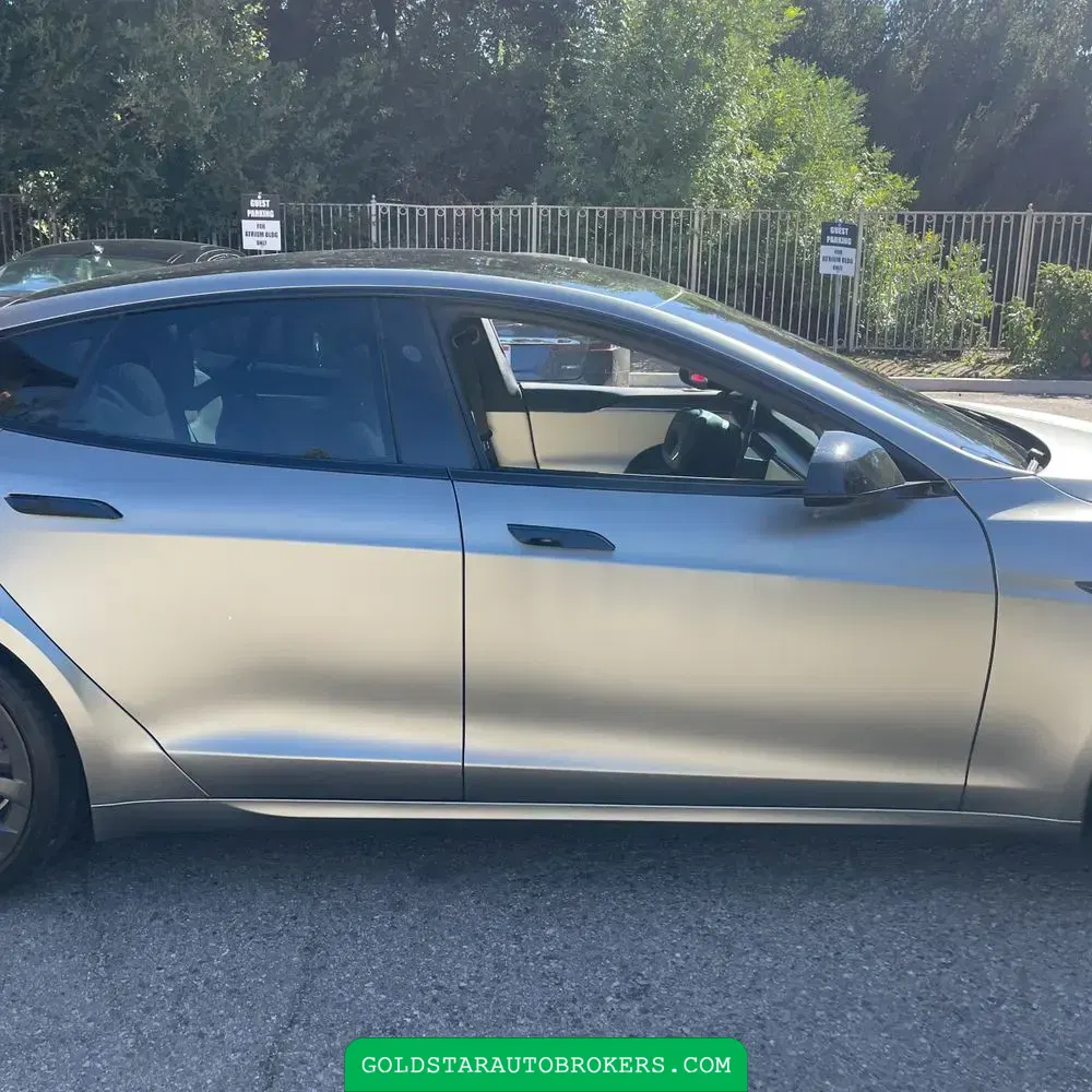 2023 Tesla Model S Plaid