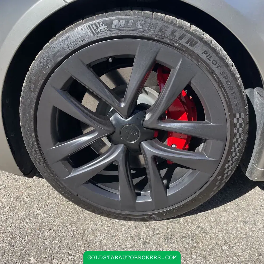 2023 Tesla Model S Plaid