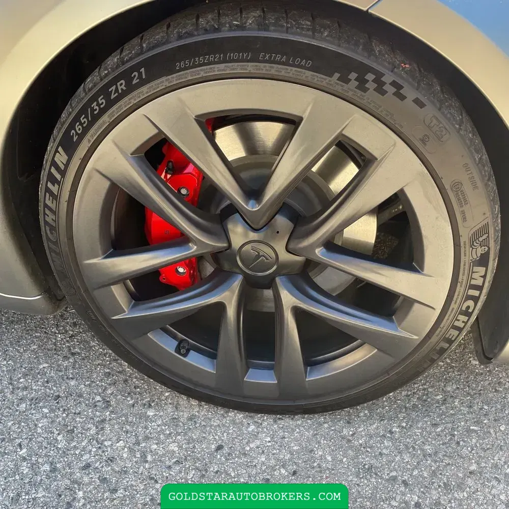 2023 Tesla Model S Plaid