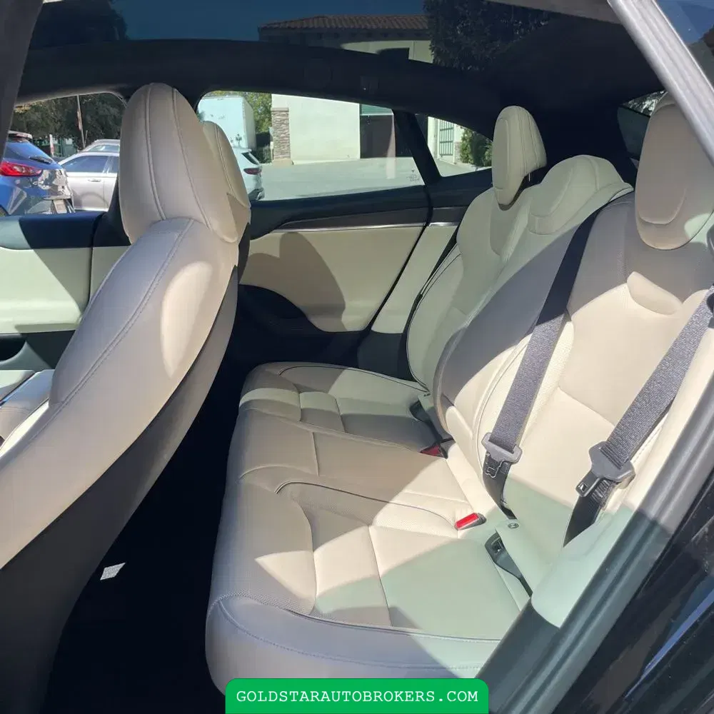 2023 Tesla Model S Plaid