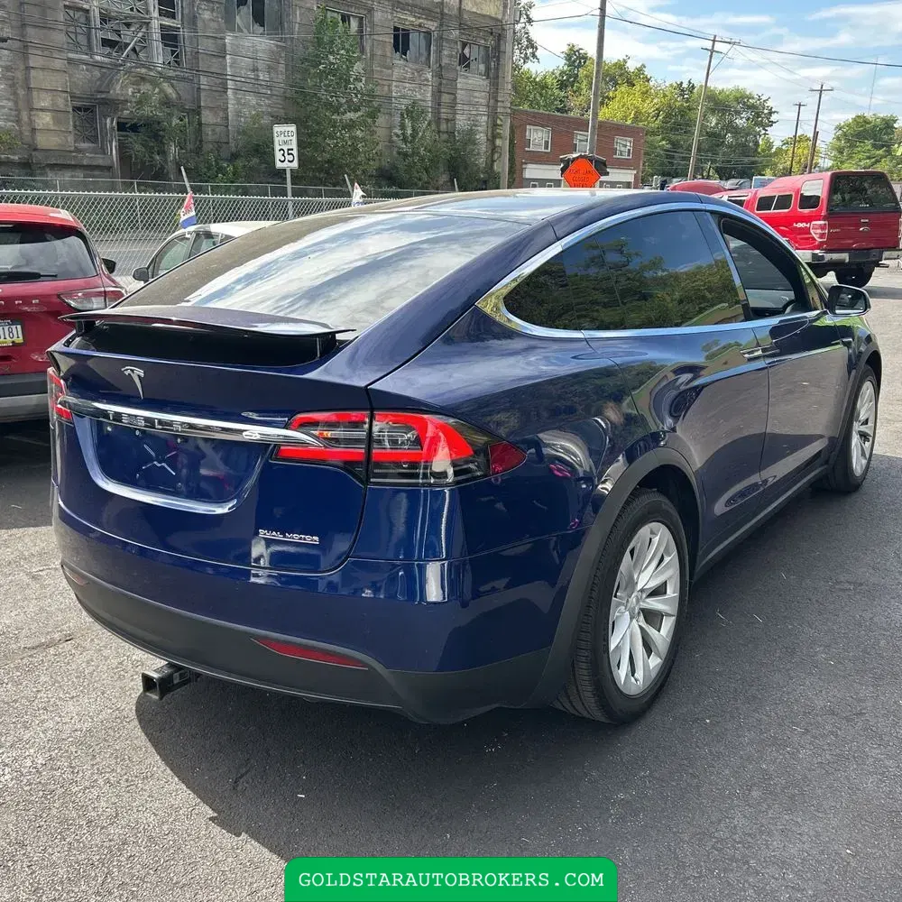 2021 Tesla Model X Plaid