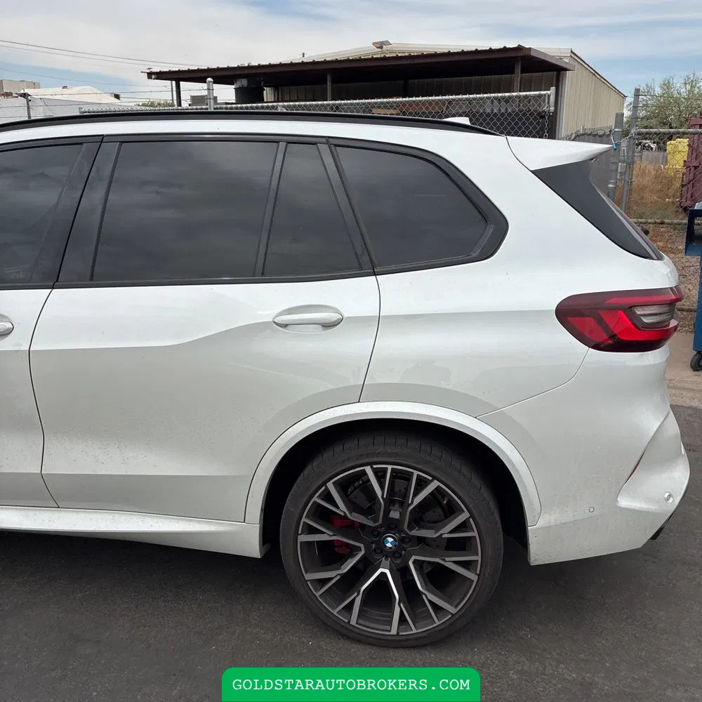 2022 BMW X5 M Base