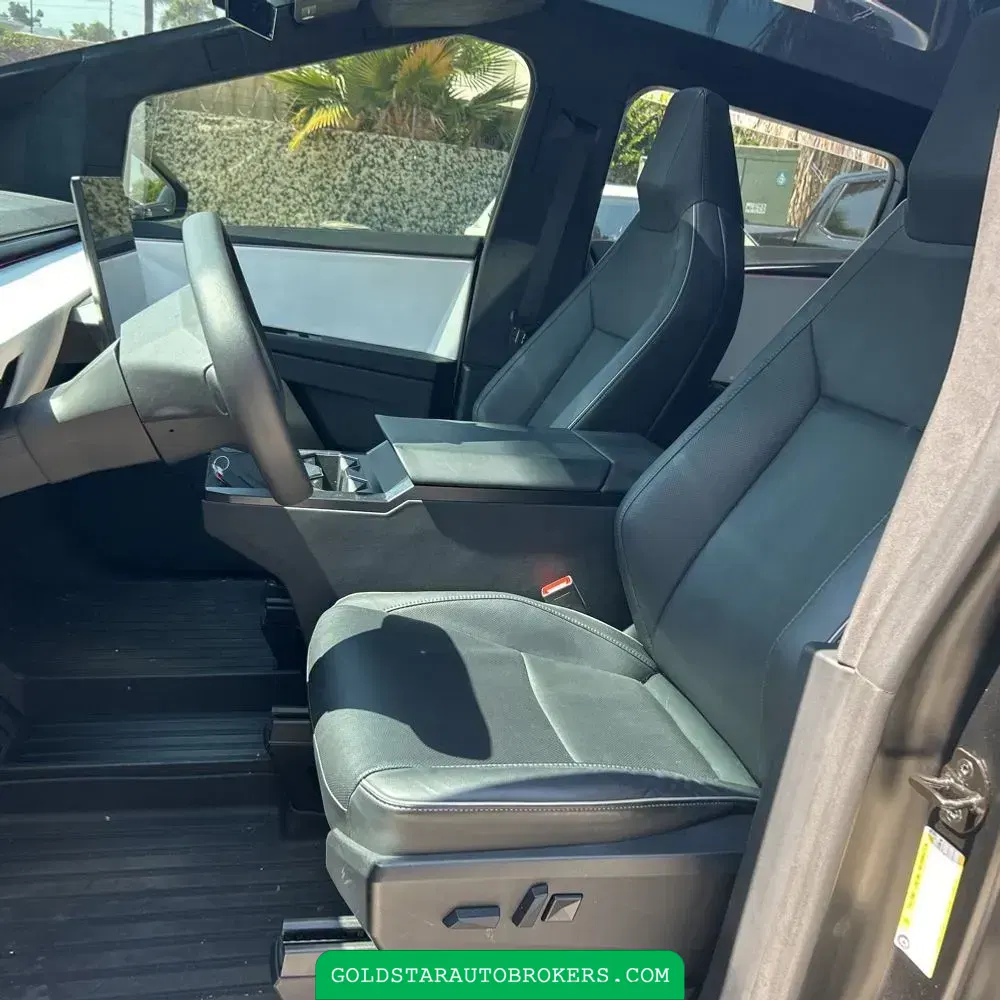 2024 Tesla Cybertruck Base