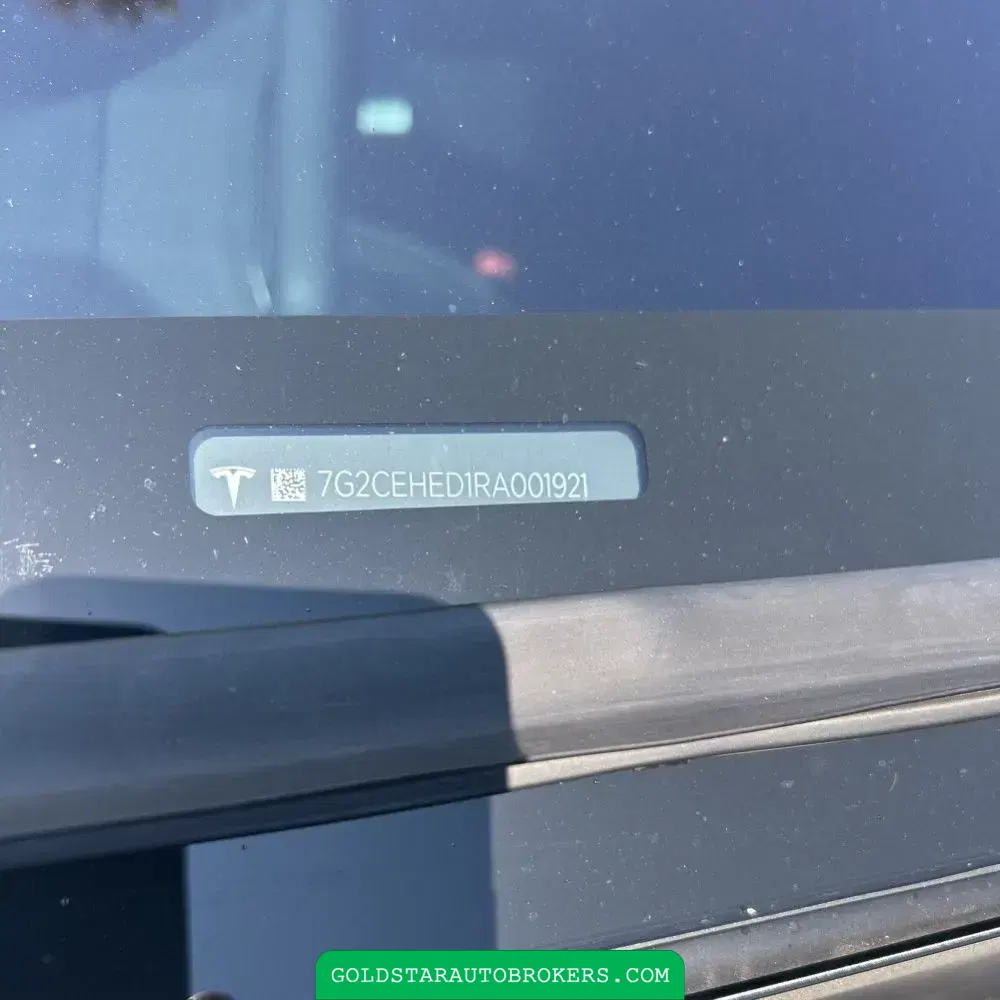 2024 Tesla Cybertruck Base