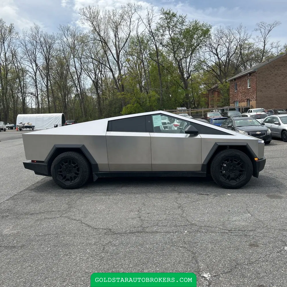 2024 Tesla Cybertruck Base