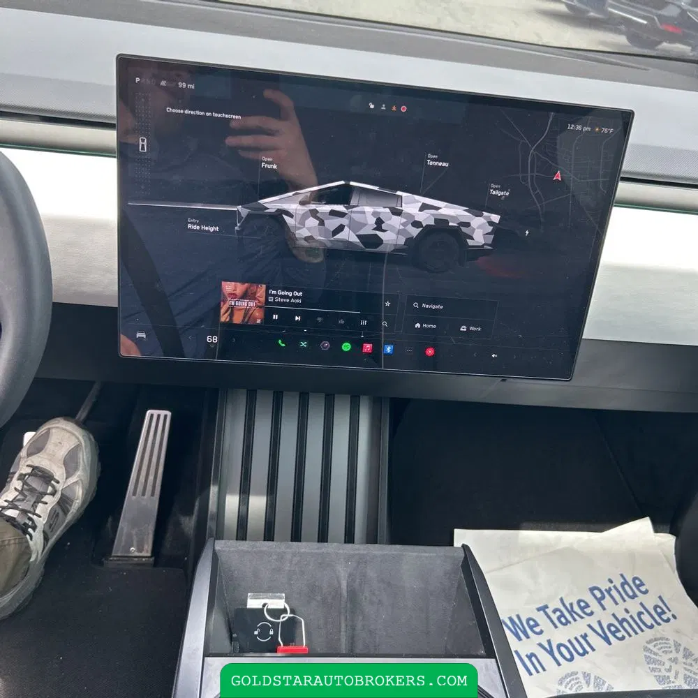 2024 Tesla Cybertruck Base
