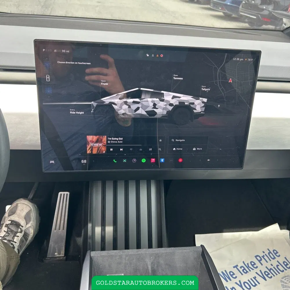 2024 Tesla Cybertruck Base