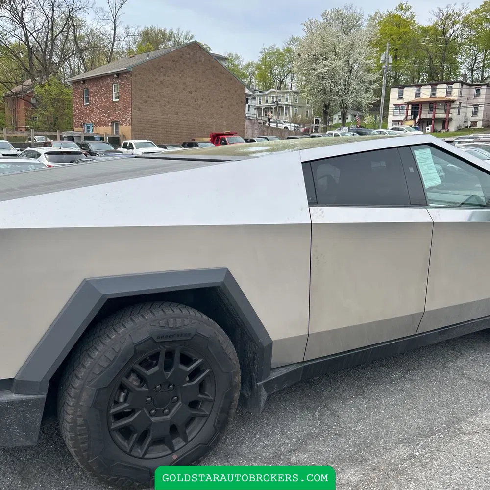 2024 Tesla Cybertruck Base