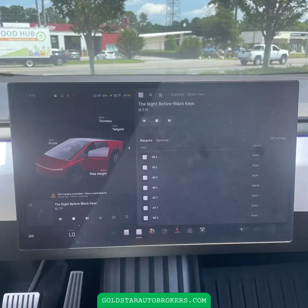 2024 Tesla Cybertruck Base