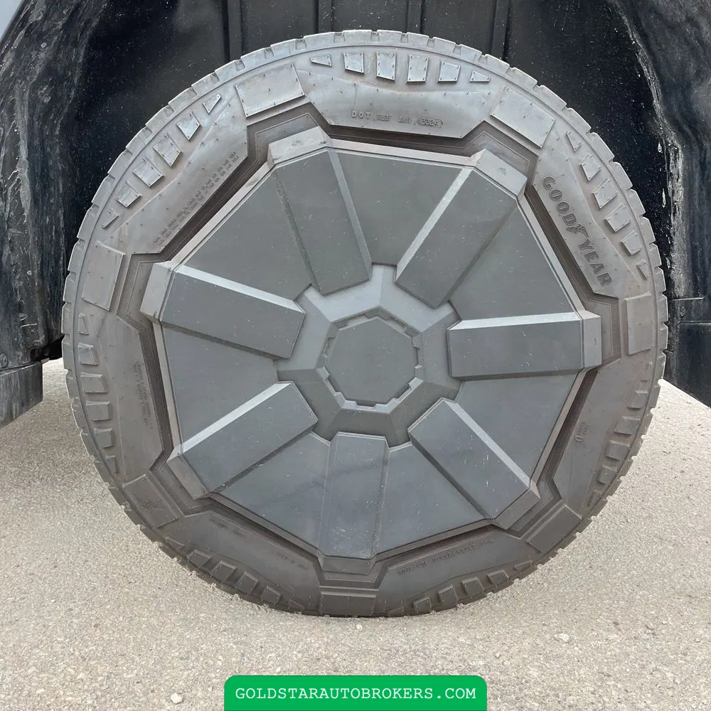 2024 Tesla Cybertruck Base