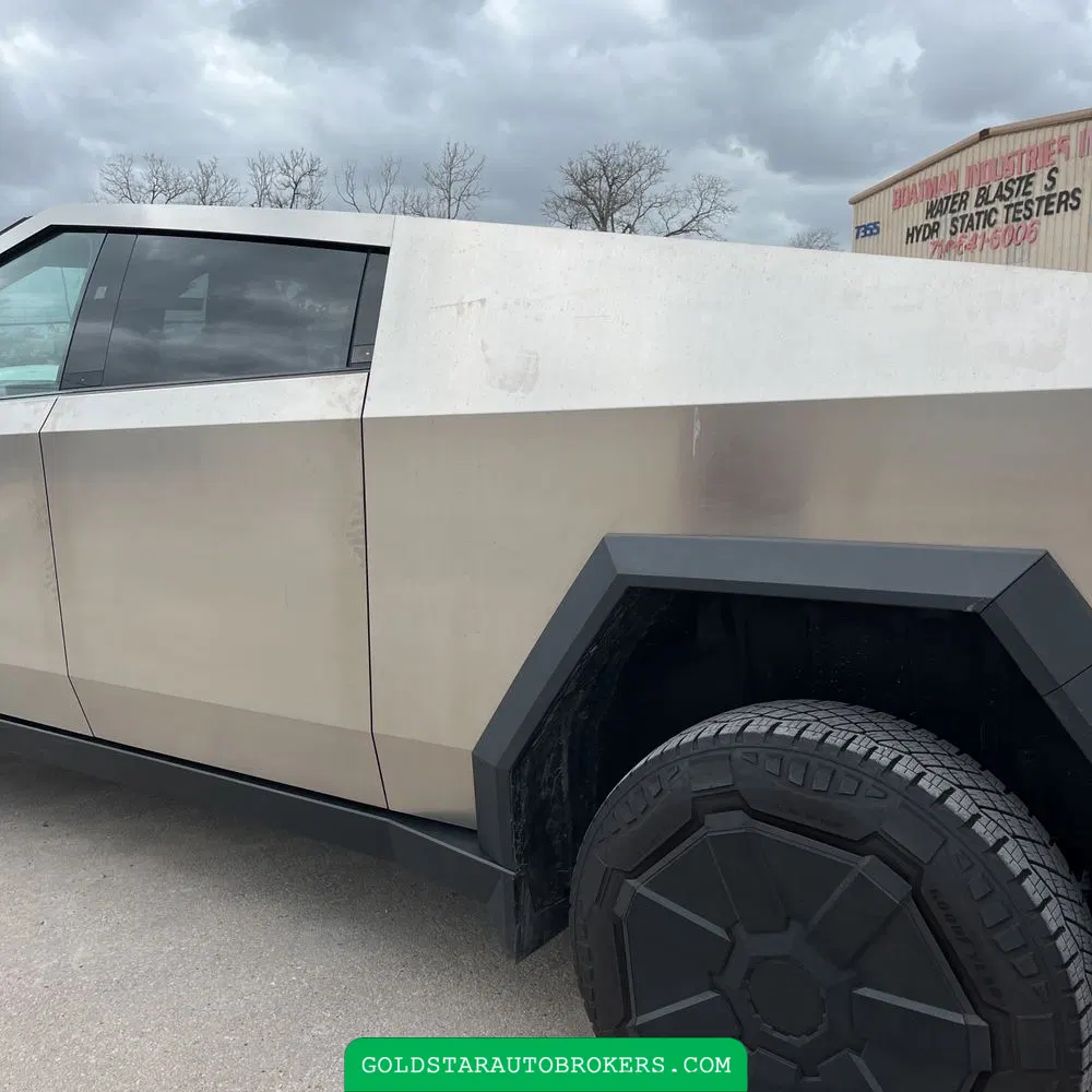 2024 Tesla Cybertruck Base