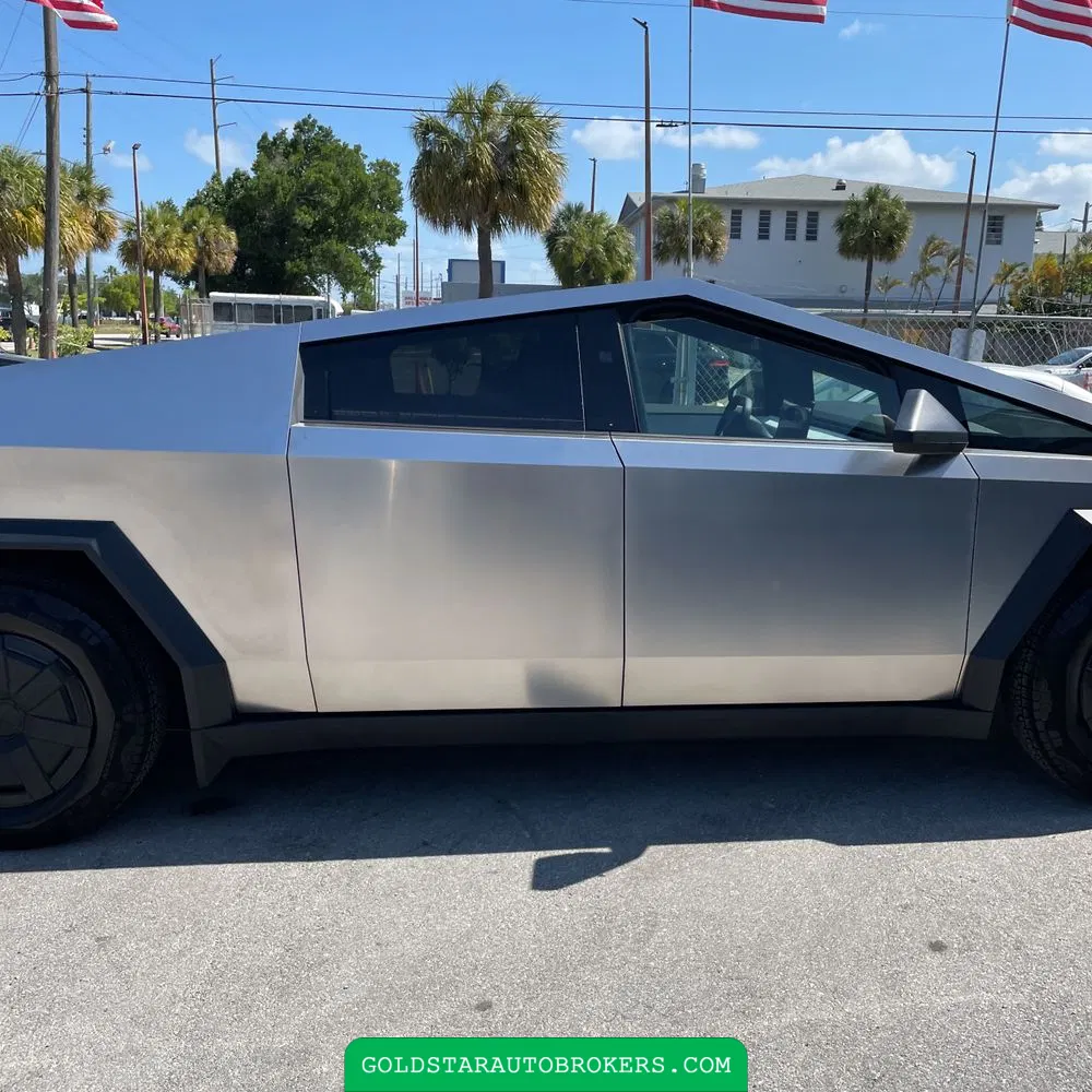 2024 Tesla Cybertruck Base