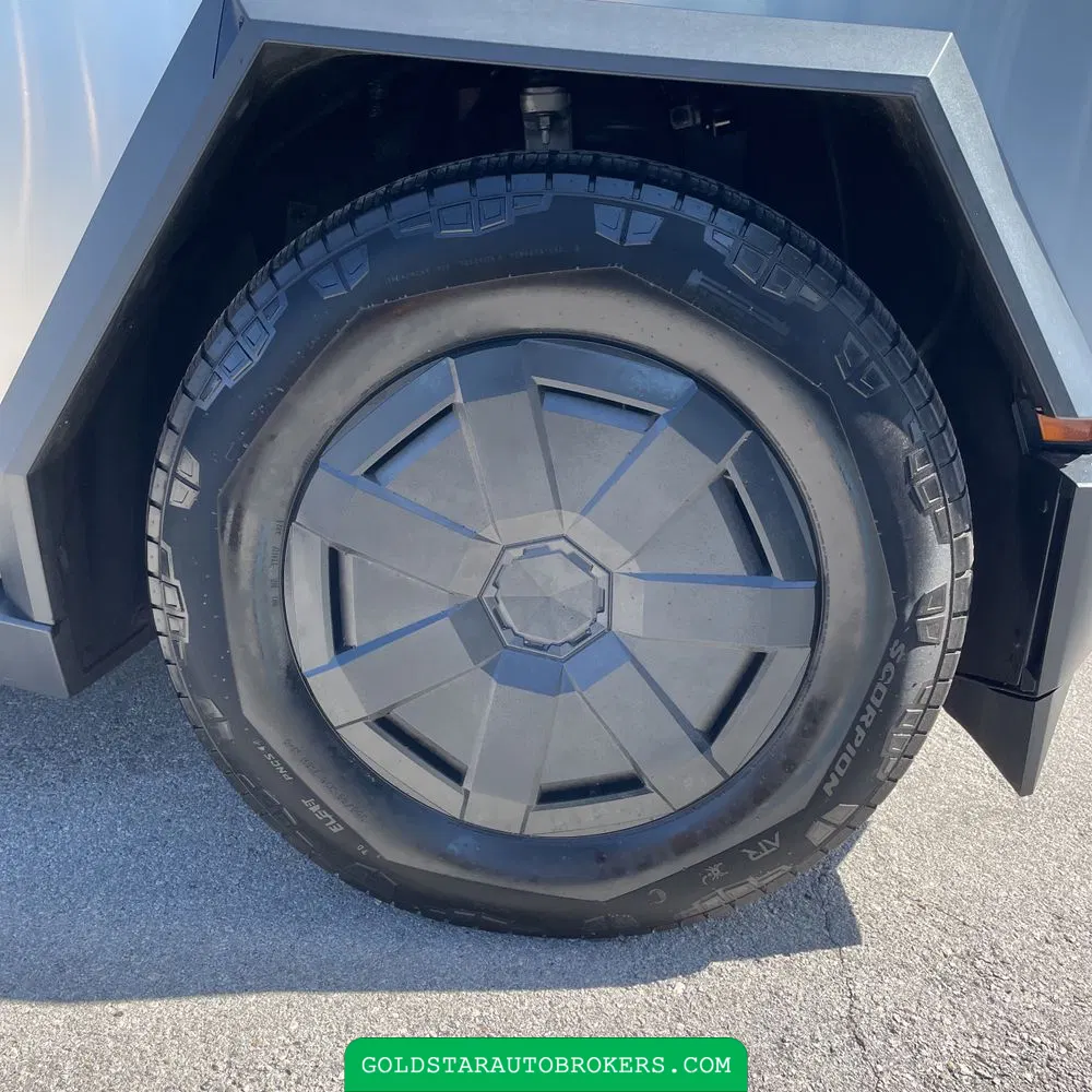 2024 Tesla Cybertruck Base