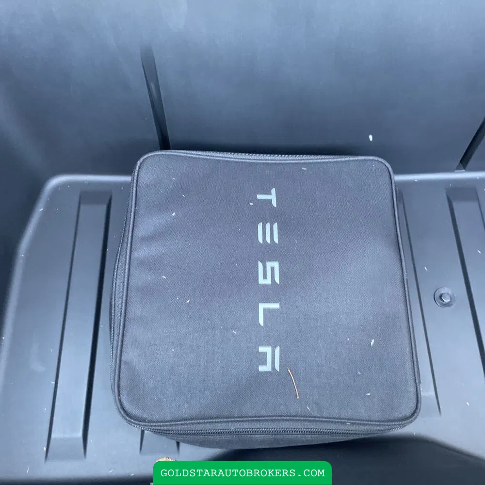 2024 Tesla Cybertruck Base