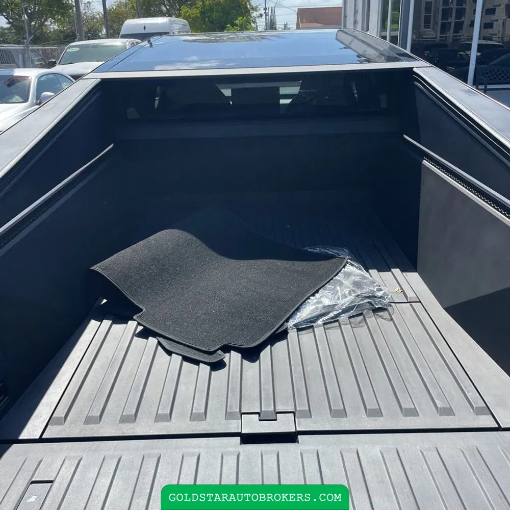2024 Tesla Cybertruck Base