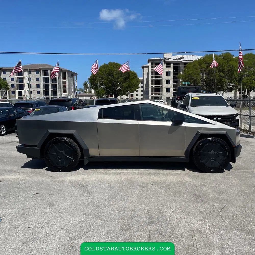 2024 Tesla Cybertruck Base