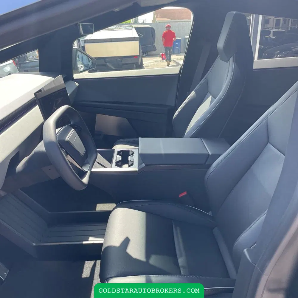 2024 Tesla Cybertruck Base