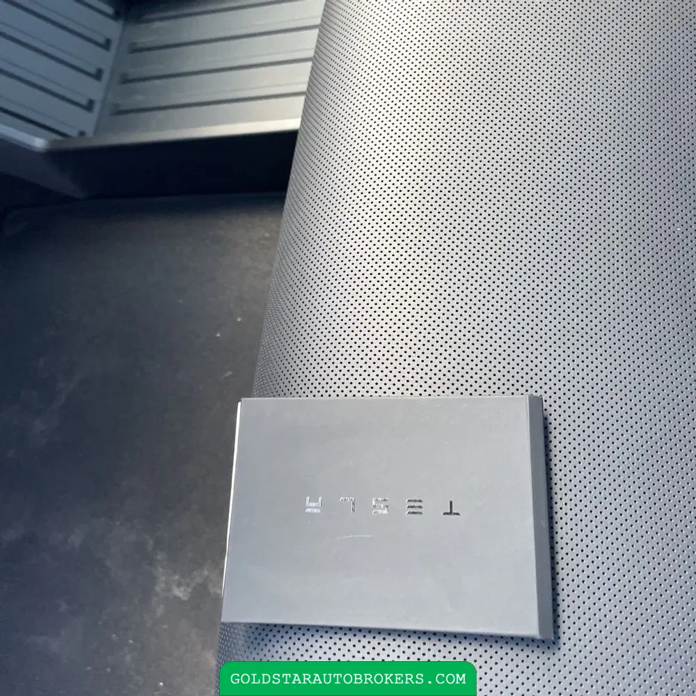 2024 Tesla Cybertruck Base