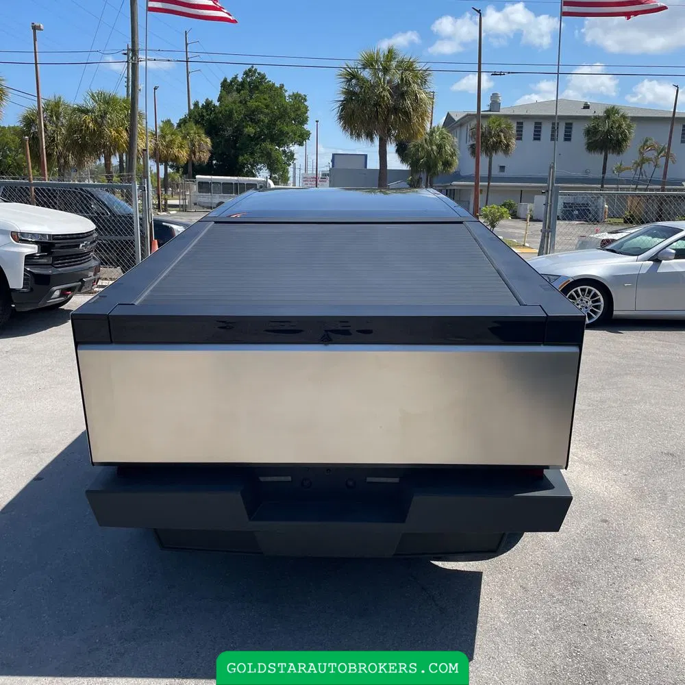 2024 Tesla Cybertruck Base
