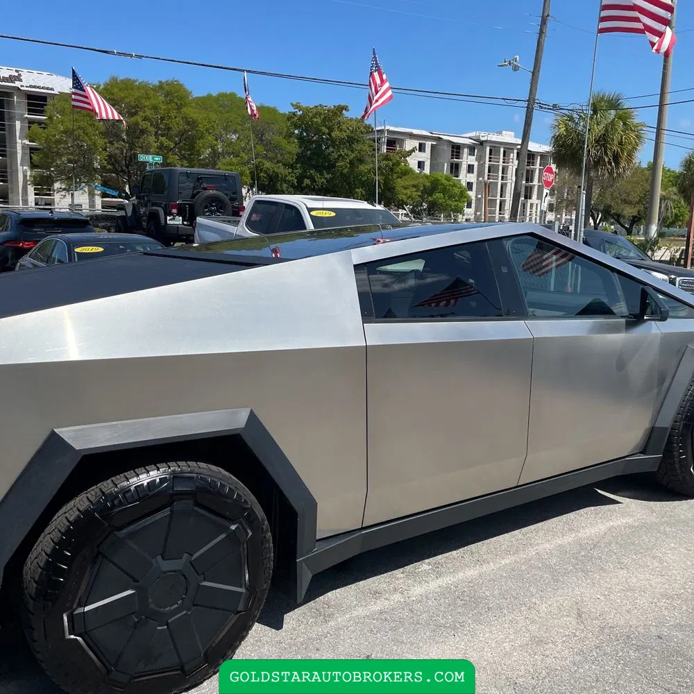 2024 Tesla Cybertruck Base