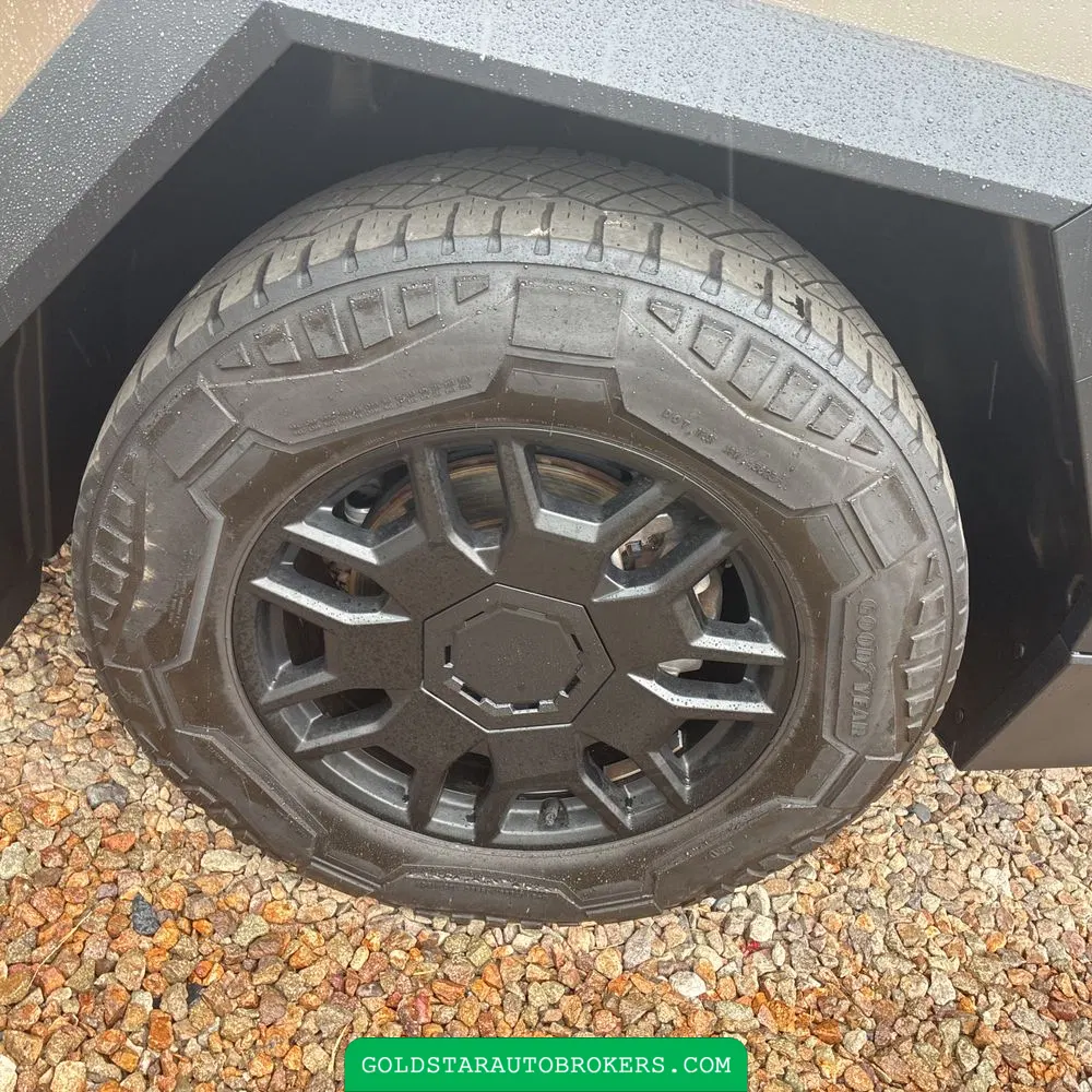 2024 Tesla Cybertruck Base