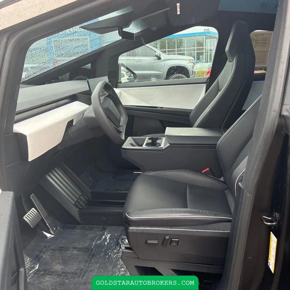2024 Tesla Cybertruck Base