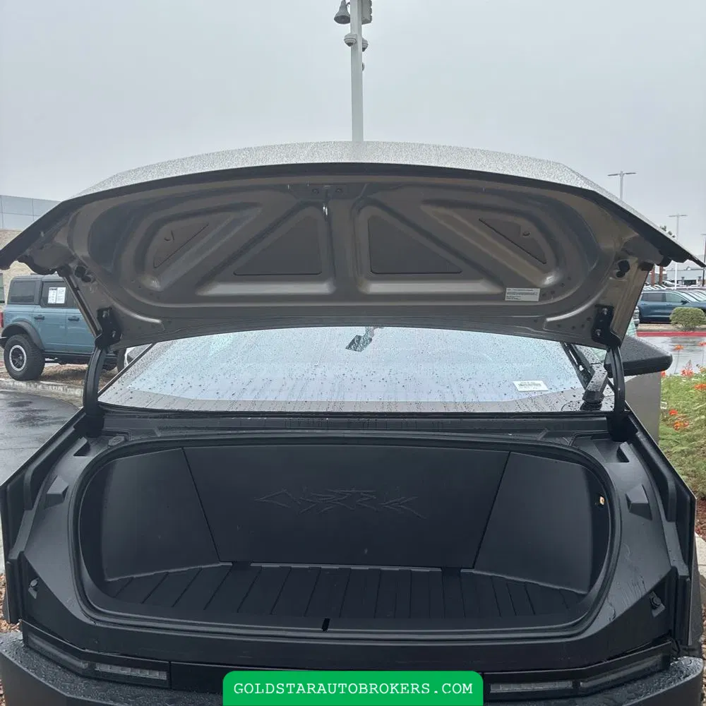 2024 Tesla Cybertruck Base
