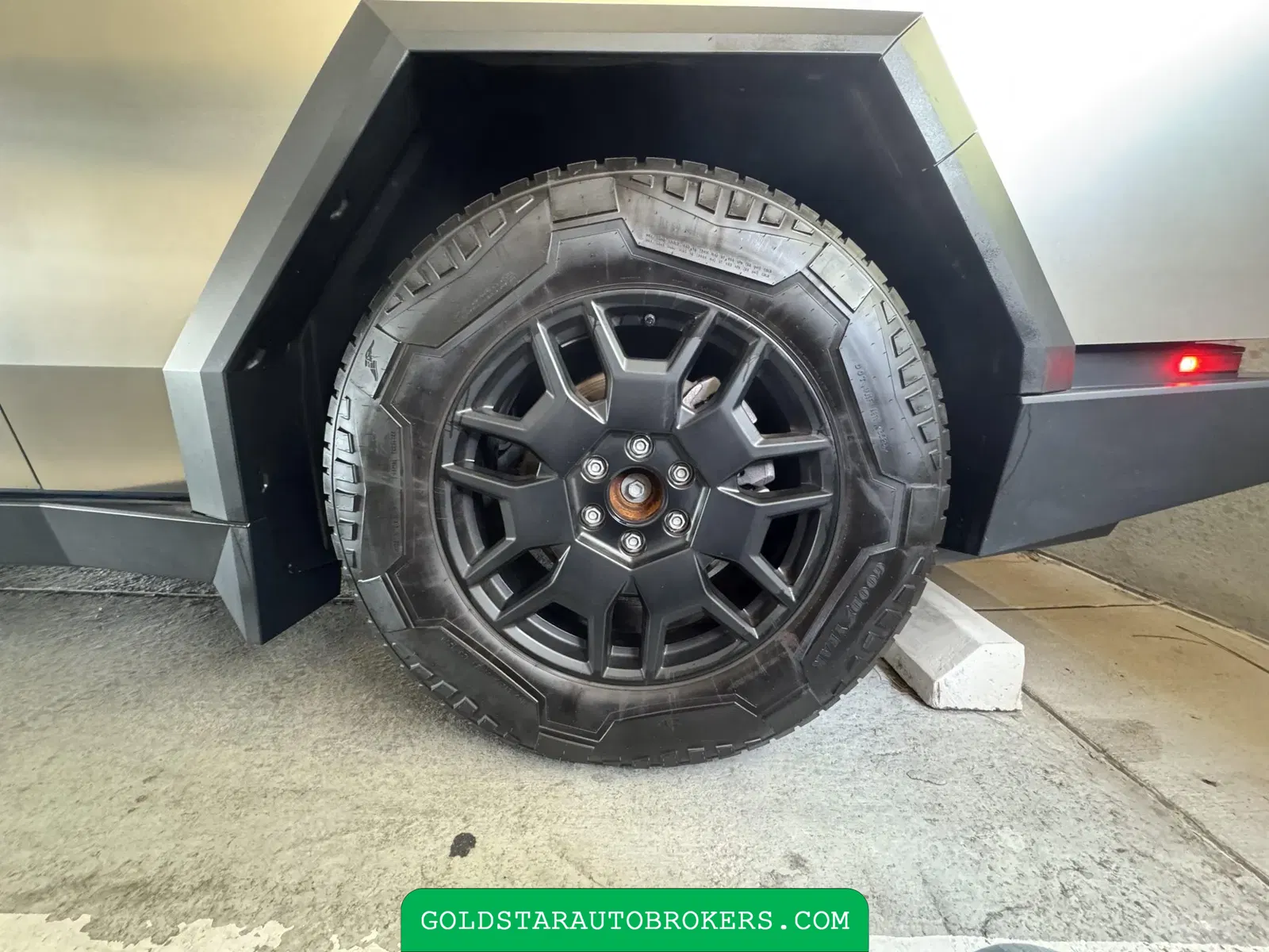 2024 Tesla Cybertruck AWD Foundation Series