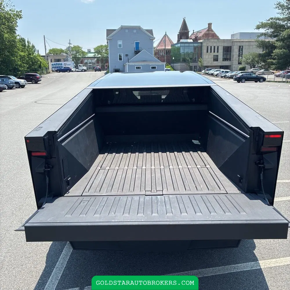 2024 Tesla Cybertruck Base