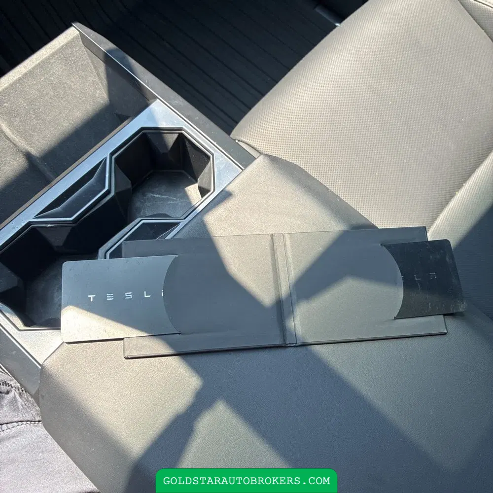 2024 Tesla Cybertruck Base