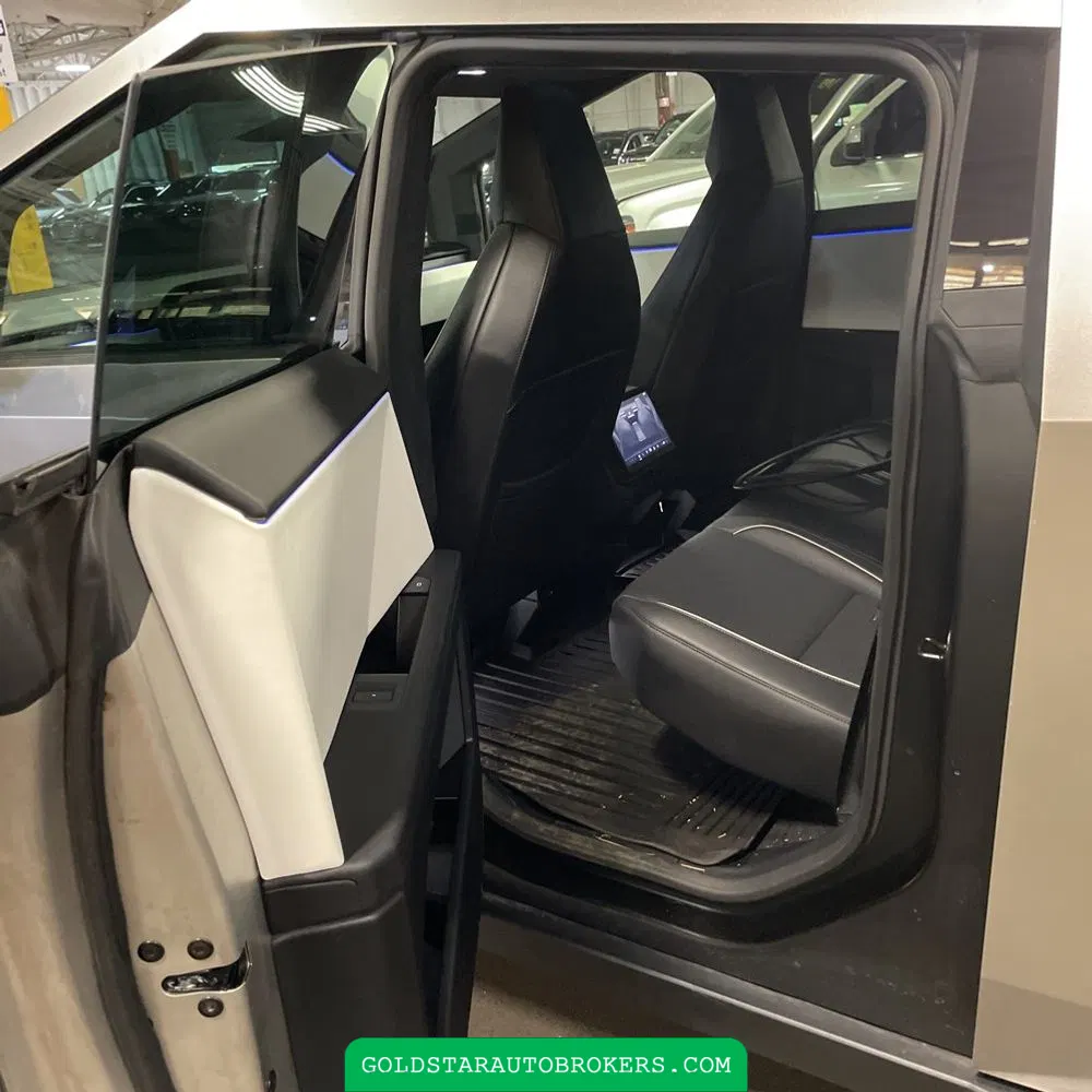 2024 Tesla Cybertruck Base