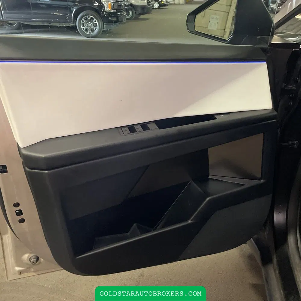 2024 Tesla Cybertruck Base