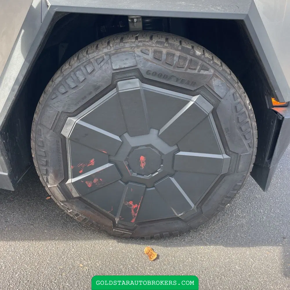 2024 Tesla Cybertruck Base