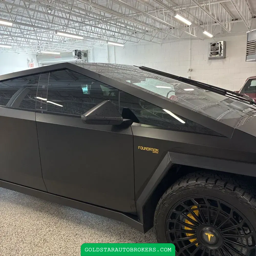 2024 Tesla Cybertruck Base